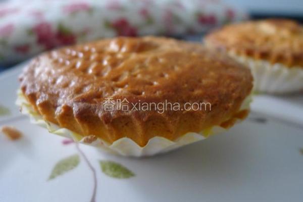 榛子巧克力馅饼