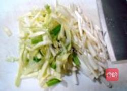 韭黄鸡蛋炒腊肉的做法图解3