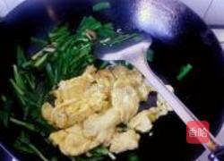 韭菜海米炒鸡蛋的做法图解4