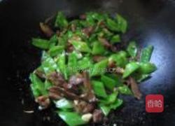 腊肉炒荷兰豆的做法图解6