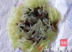 凉拌木耳西瓜皮的做法图解3