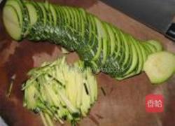 锅塌南瓜丝的做法图解1