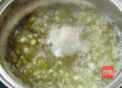 薏米百合绿豆粥的做法图解4