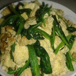菠菜炒鸡蛋的做法[图]
