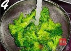 西兰花炒藕片的做法图解4