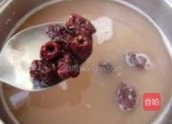 红枣薏米小米粥的做法图解7