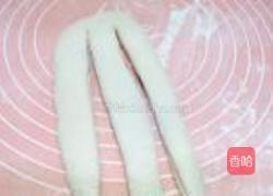 豆沙辫子包的做法图解6