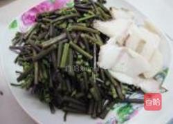 辣炒蕨菜的做法图解1