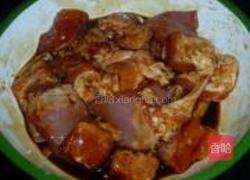 蛋黄肉粽的做法图解2