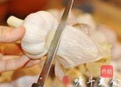 腌蒜的做法图解2