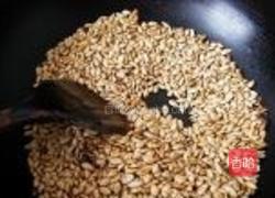 自己炒南瓜子的做法图解6