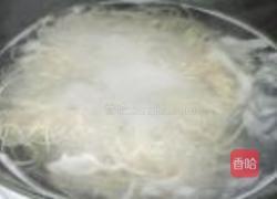 香菇炸酱面的做法图解6