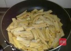 红烧芋头粉条的做法图解6