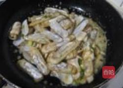 葱香蛏子的做法图解5