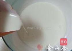 杜鹃花麦芬的做法图解1