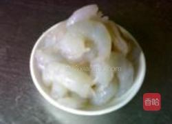 莴笋炒鲜虾的做法图解1