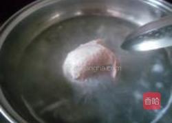 石斛炖瘦肉汤的做法图解2