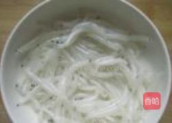 银鱼炒蛋的做法图解2