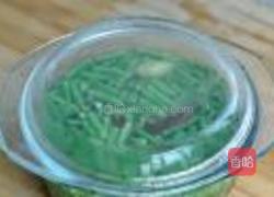 酸豆角炒排骨的做法图解6