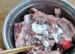 酸豆角炒排骨的做法图解9
