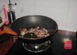 腊肉炒苦瓜的做法图解3