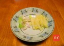 海米蟹味菇烩粉丝的做法图解3