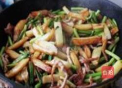蒜薹炒土豆条的做法图解8