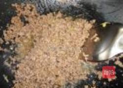 豌豆炒牛肉的做法图解3
