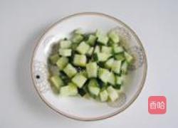 黄瓜苹果饮的做法图解3