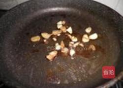 手撕蒜苗拌虾米的做法图解6