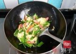 蒜薹香肠炒蛋的做法图解8