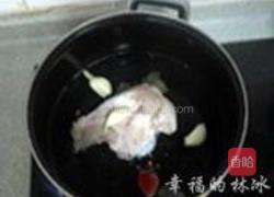 棒骨炖藕汤的做法图解5
