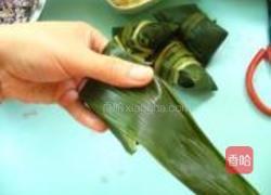 黑米鲍鱼粽的做法图解10