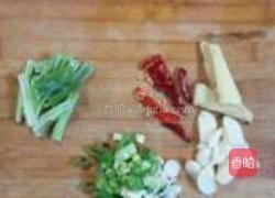 河虾烧鲫鱼的做法图解4