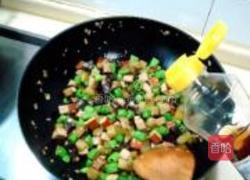 香干尖椒炒酱菜的做法图解9