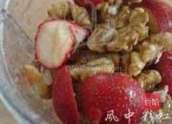 山楂核桃饮的做法图解2