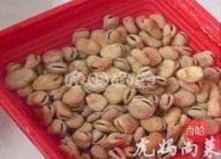 辣味五香豆的做法图解1