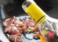 扁豆炒香肠}的做法图解7