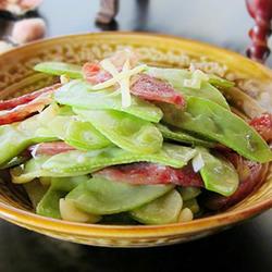 扁豆炒香肠}的做法[图]