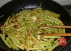 豆瓣酱炒空心菜的做法图解7