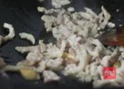 榨菜肉丝面的做法图解1