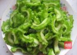 香芥苦瓜的做法图解1