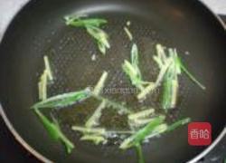 酸辣土豆丝的做法图解2