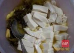 豆腐酸菜豆瓣酥的做法图解7