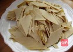 尖椒炒干豆腐的做法图解2