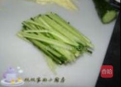 凉拌肉丝拉皮的做法图解4