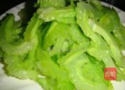 苦瓜炒鸭肫的做法图解4
