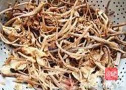 茶树菇干锅鸡的做法图解1