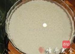 花生蜜枣粽子的做法图解2