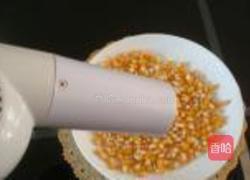 奶油爆米花的做法图解2